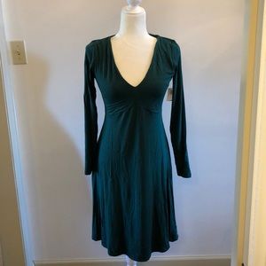 Old Navy fit and flare green dress